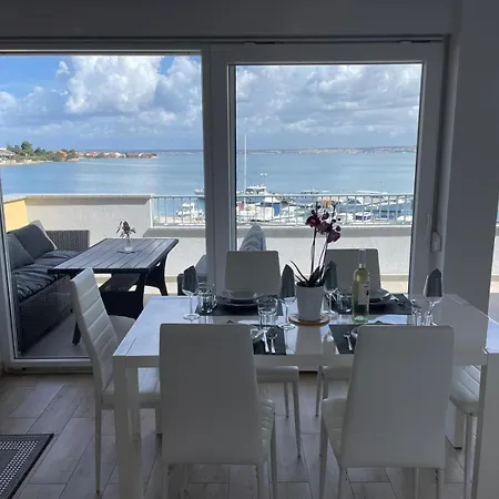 Apartment Olive Island