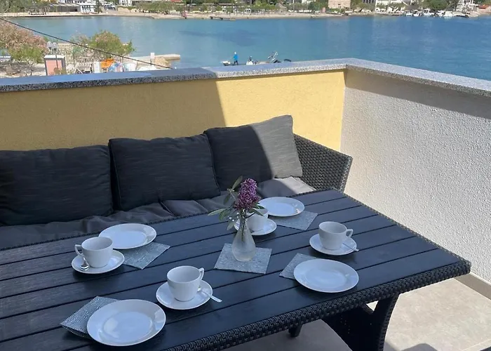 Olive Island Apartment